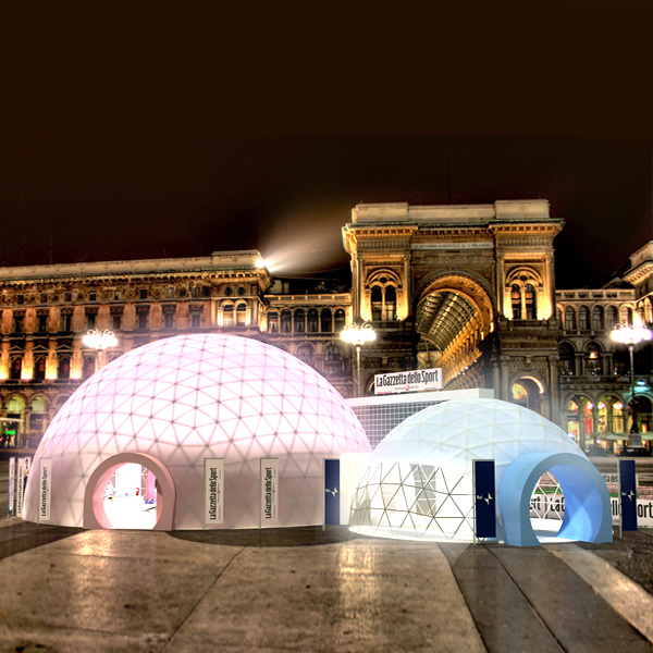 Render di due strutture igloo progettate per museo itinerante Gazzetta dello Sport